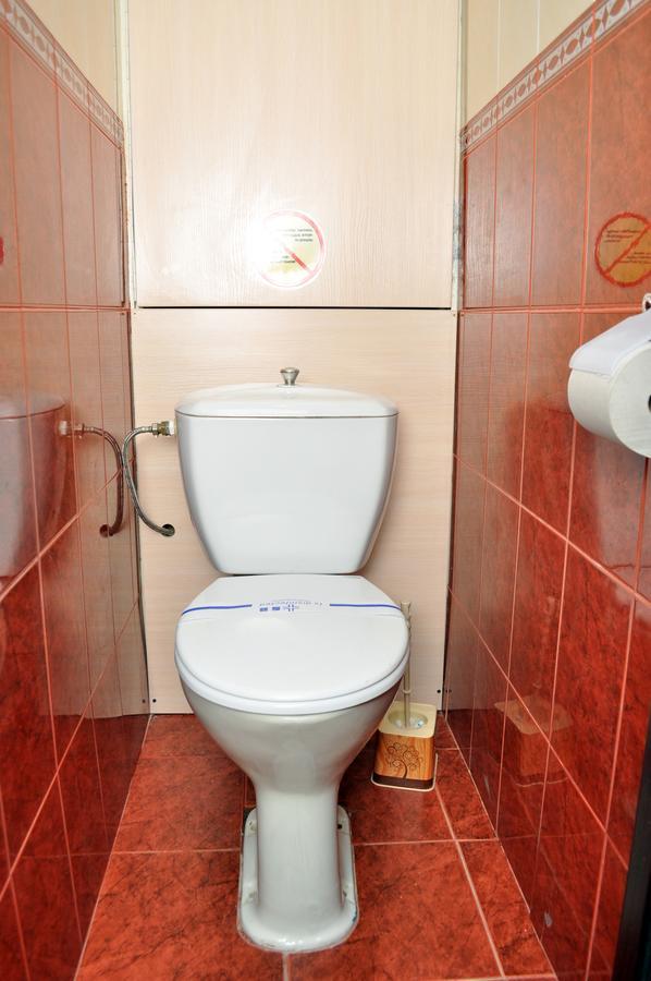 Kvartirkoff Na Obolonskiy Prospekt 9 Kiew Exterior foto
